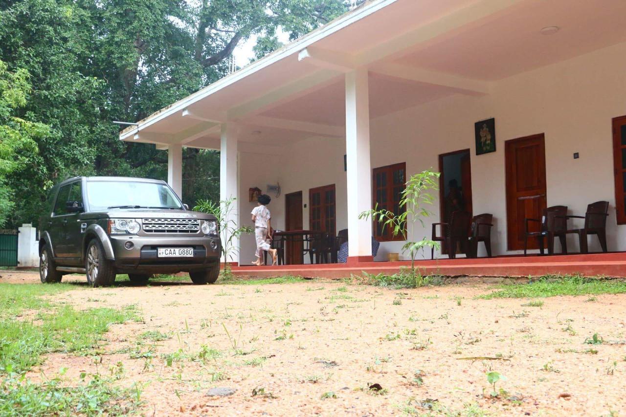 Punkalasa Tourist Lodge Anuradhapura Exterior photo